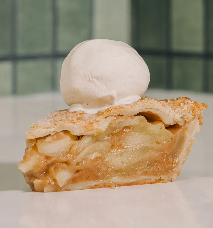 melvins-hot-apple-a-la-mode